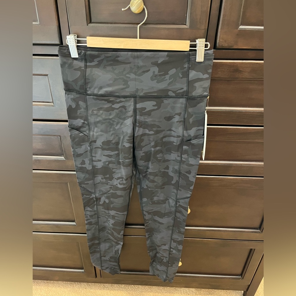 Lululemon Athletica fast and free high-rise tight 25 inch gray camo
